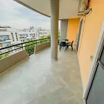 Nicla شقة نويكاتارو
